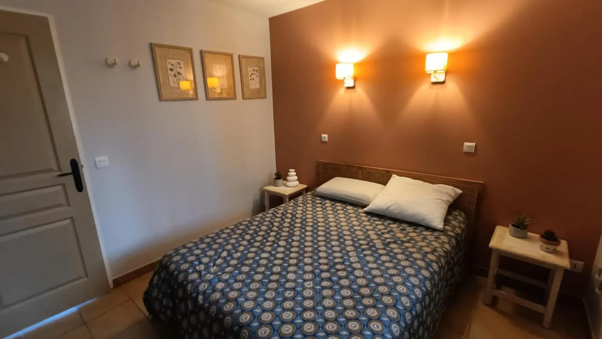公寓 Jolie Appartement Pierre & Vacances Avec Vue Sur Mer St Tropez 格里莫