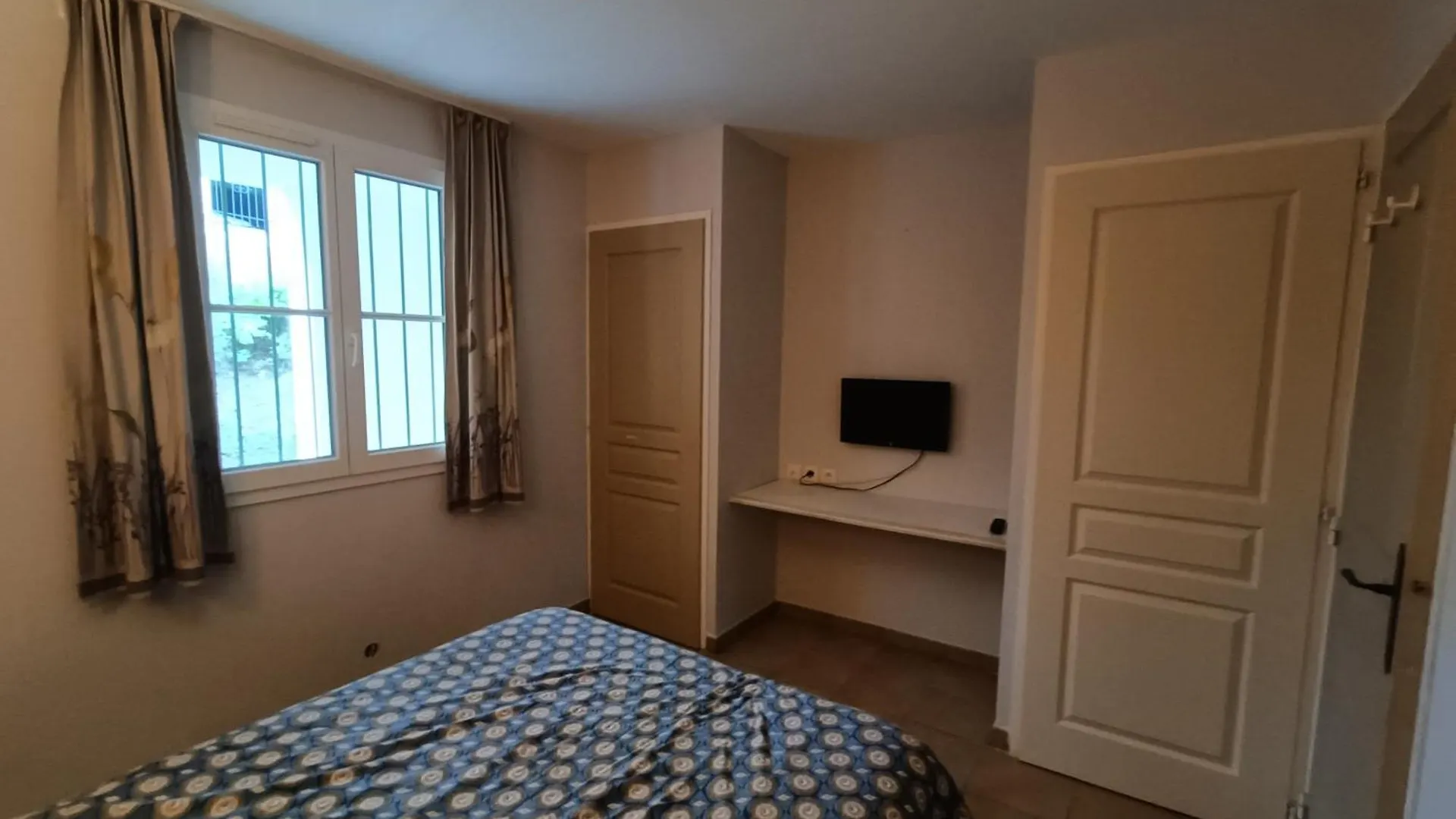 Jolie Appartement Pierre & Vacances Avec Vue Sur Mer St Tropez Grimaud France